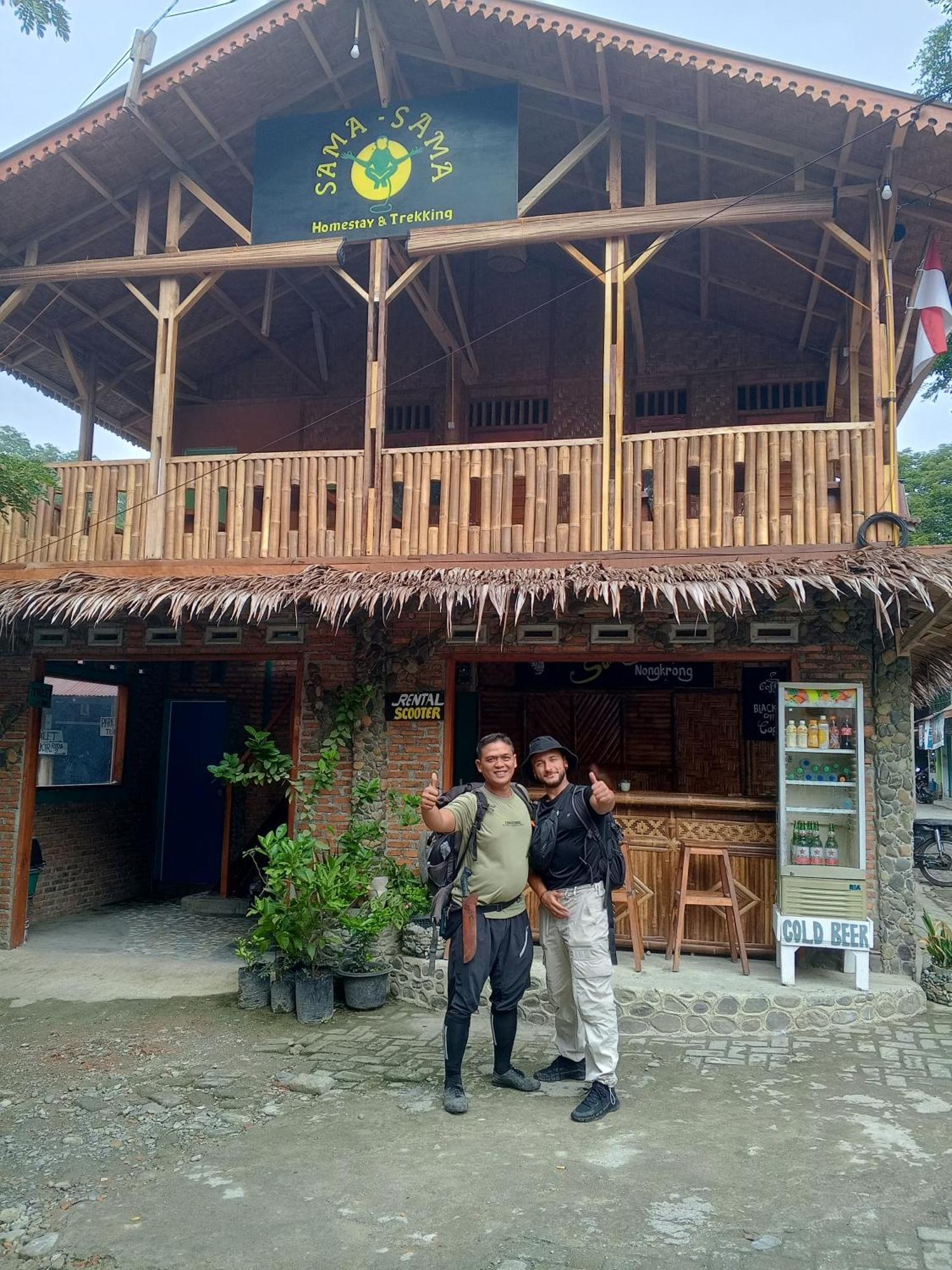 Sama Sama Homestay & Trekking Only Stay Here Book Trekking With Us Bukit Lawang Exterior foto